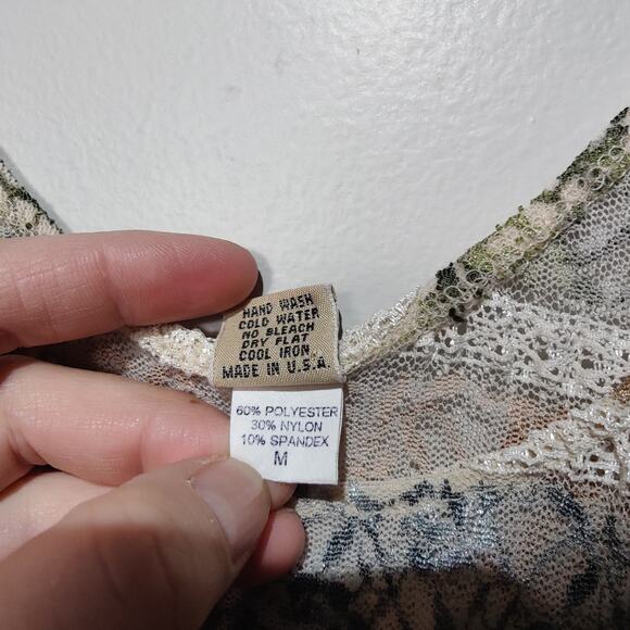 Only Hearts Sz M Y2K Sheer Lace Babydoll Embroidered Top Peasant Cottage Prairie - Picture 7 of 7